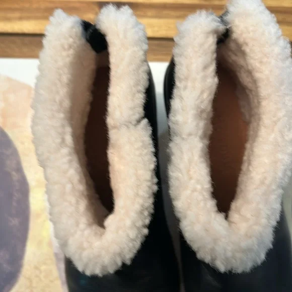 Gentle Souls Black Wedge Bootie - Picture 6 of 7